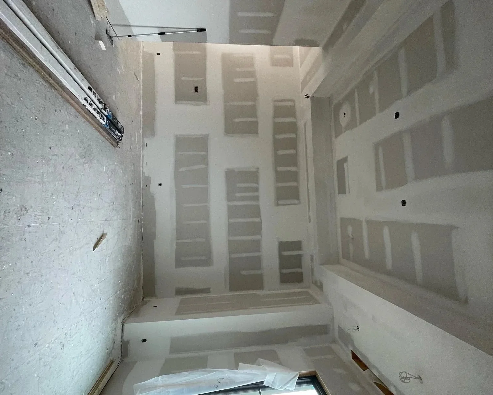 Vaulted ceiling custom home open plan Halton Region