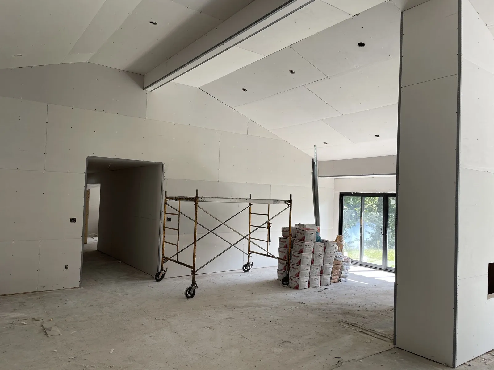 Vaulted drywall custom build Halton Region